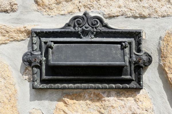 Stone Mailbox Installation in Lake Stevens