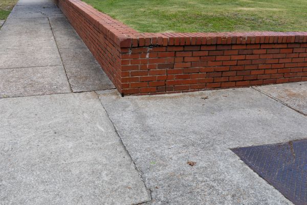Brick Retaining Wall Repair in Lake Stevens